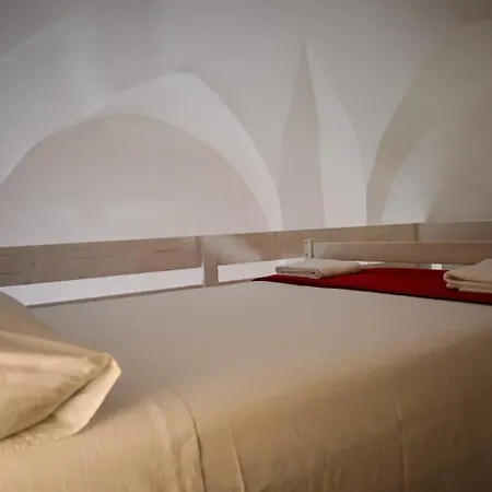 Casa Elvy E Uccio 1 나르도